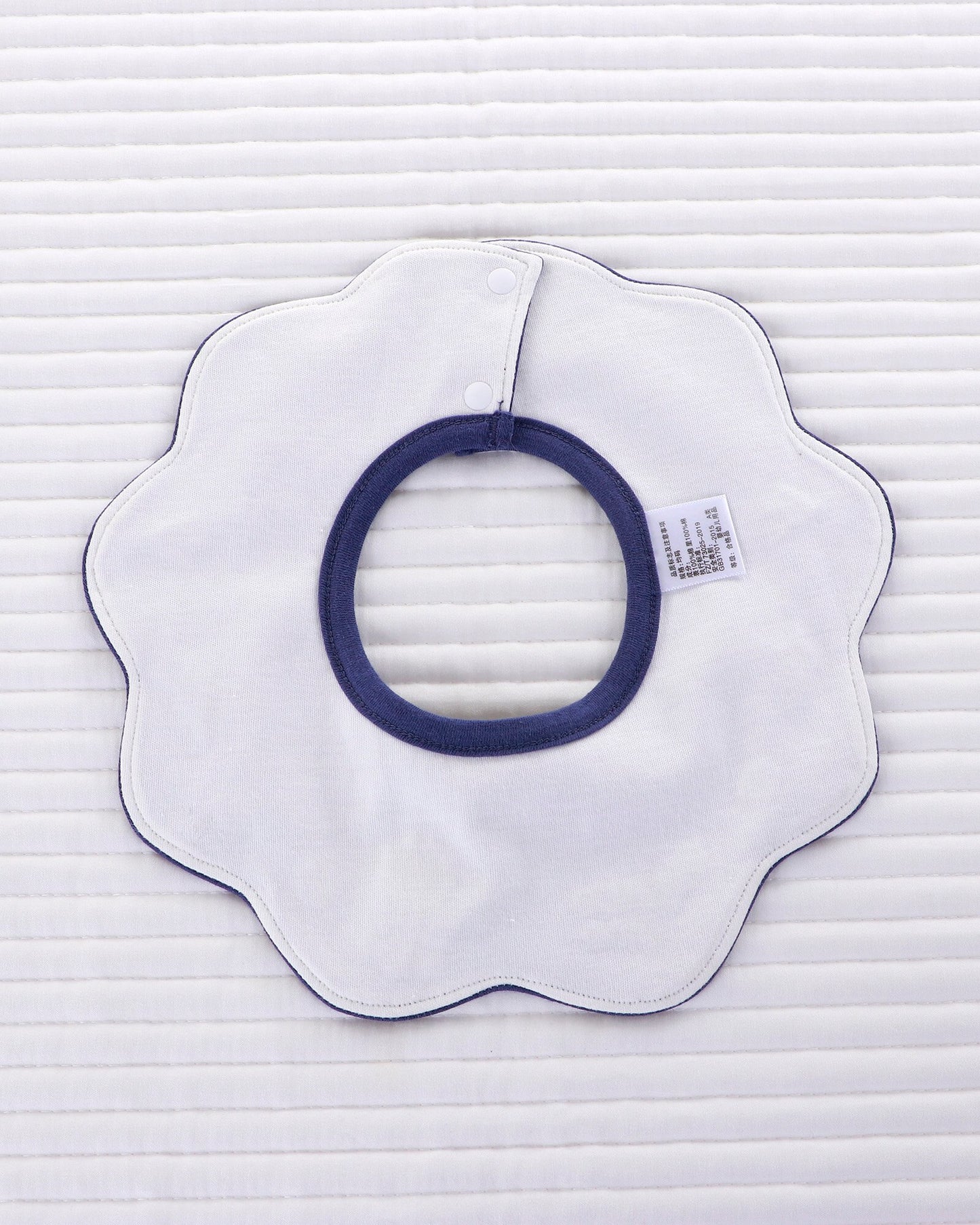 Waterproof Baby Bibs Fashion Round Neck baby Burp